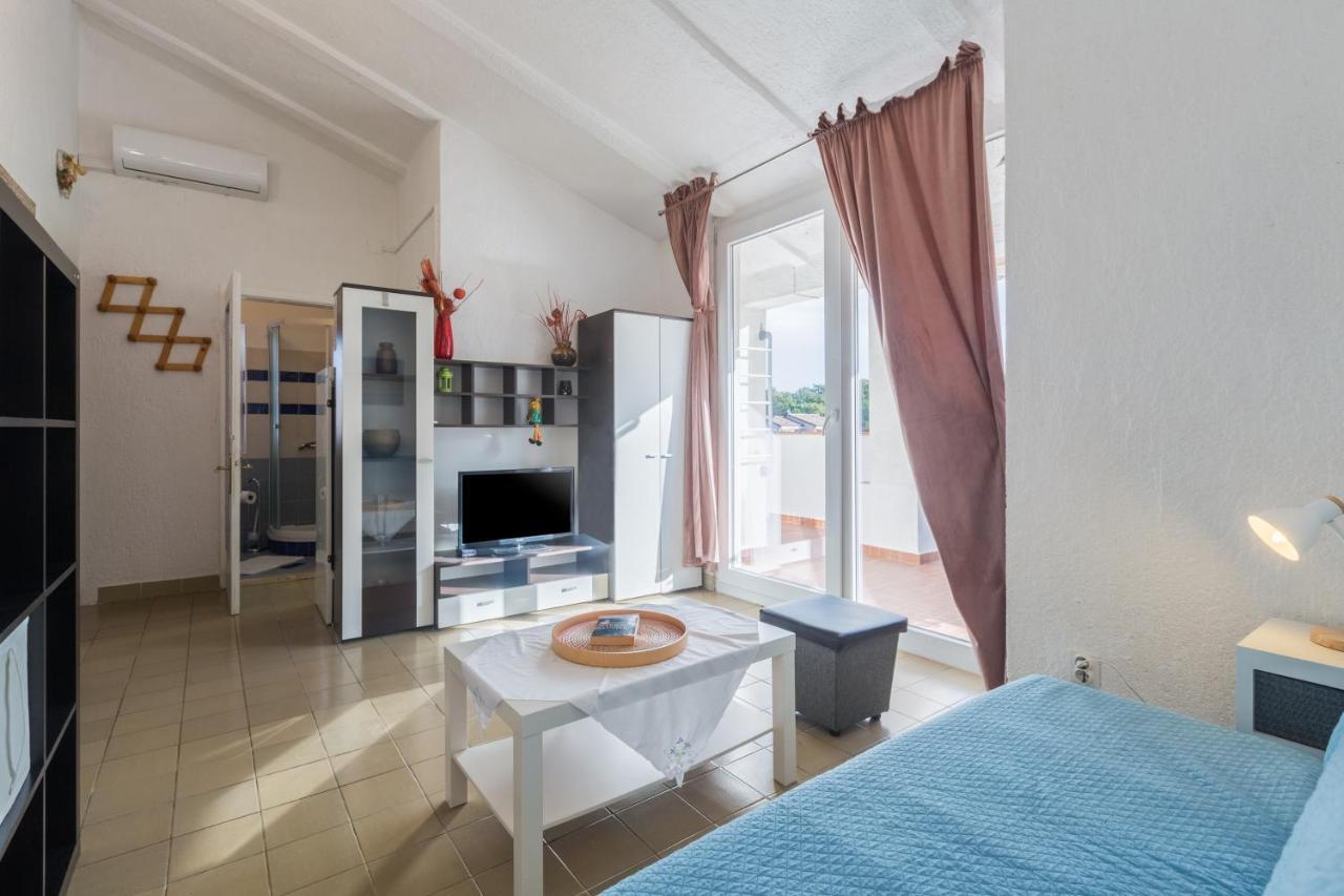 Apartments With A Parking Space Karigador, Novigrad - 2534 Exterior foto